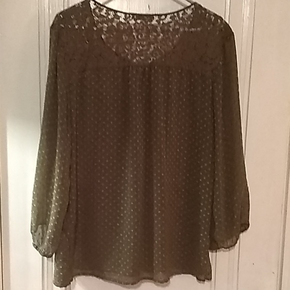 XL Black Rainn Top - Picture 2 of 5